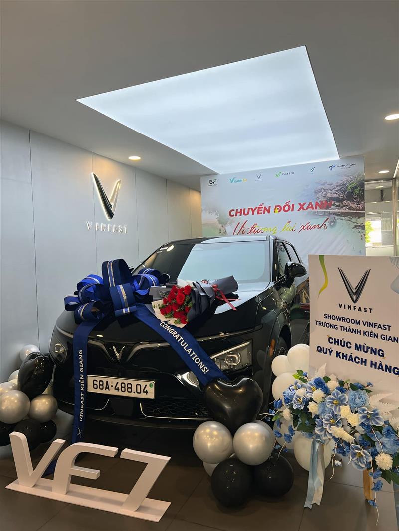 Giao xe cho Quý khách hàng