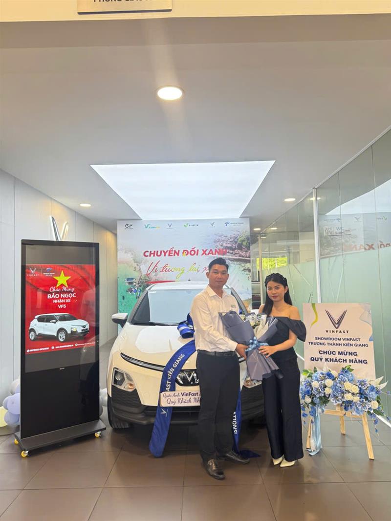 Giao xe cho Quý khách hàng